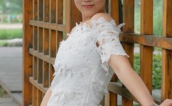 女人与大黄拘交小说